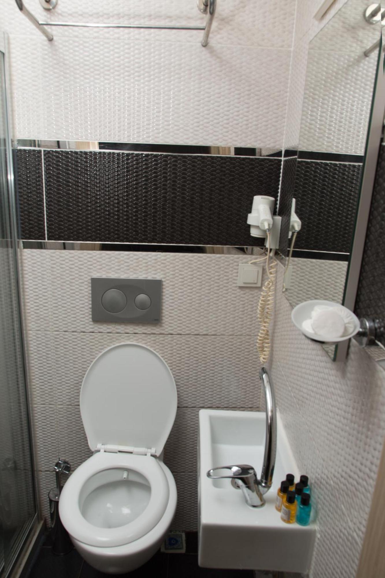 Honey Hotel Istanbulská provincie Exteriér fotografie
